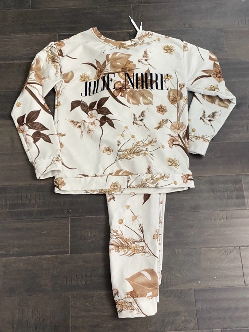 JOLIE NOIRE jogger set